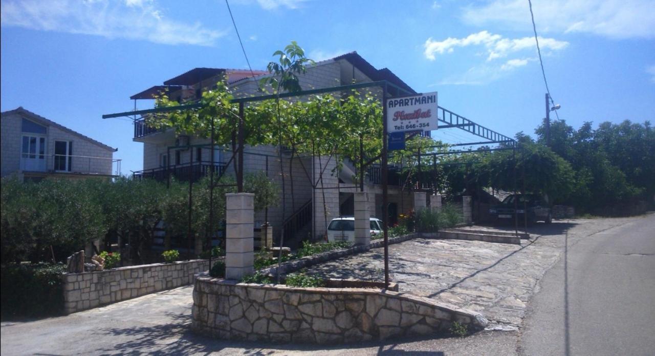 Apartments Plazibat Skrip Экстерьер фото