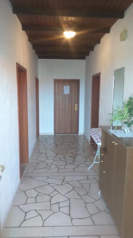 Apartments Plazibat Skrip Экстерьер фото
